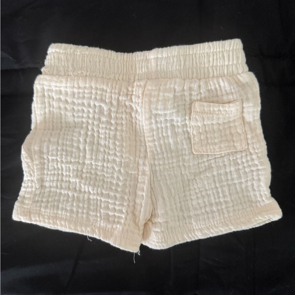 Kids Ivory Matching Set with Tropical Embroidery - Picture 5 of 7